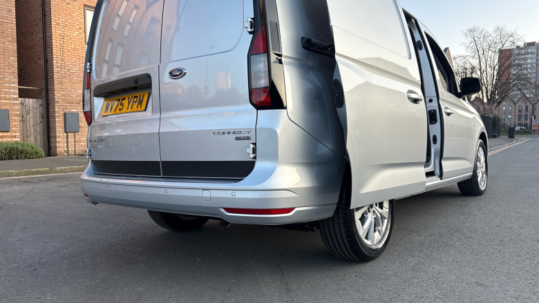 Ford Transit Connect 250 L2 Petrol 1.5 EcoBoost PHEV 150 Limited Van Auto